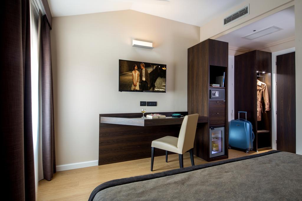 Hotel San Francesco Ασίζη Δωμάτιο φωτογραφία