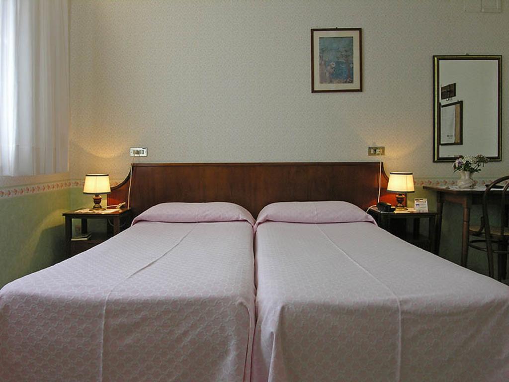 Hotel San Francesco Ασίζη Εξωτερικό φωτογραφία