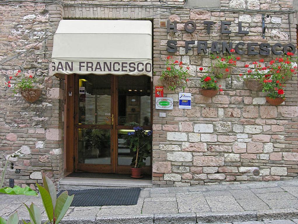 Hotel San Francesco Ασίζη Εξωτερικό φωτογραφία