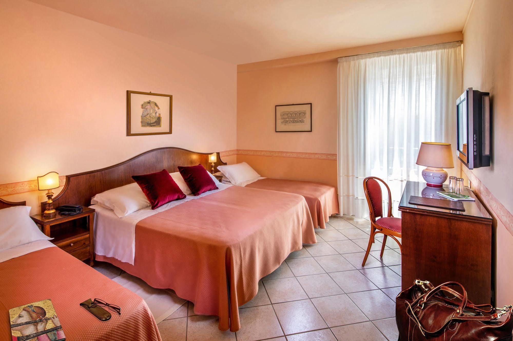 Hotel San Francesco Ασίζη Εξωτερικό φωτογραφία