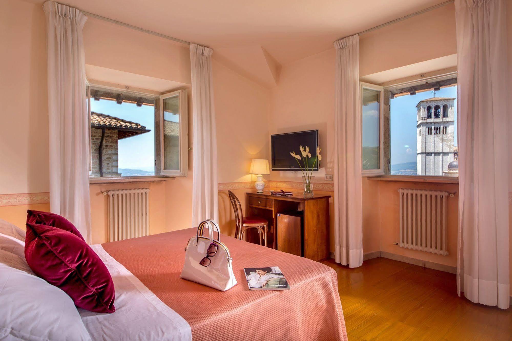 Hotel San Francesco Ασίζη Εξωτερικό φωτογραφία