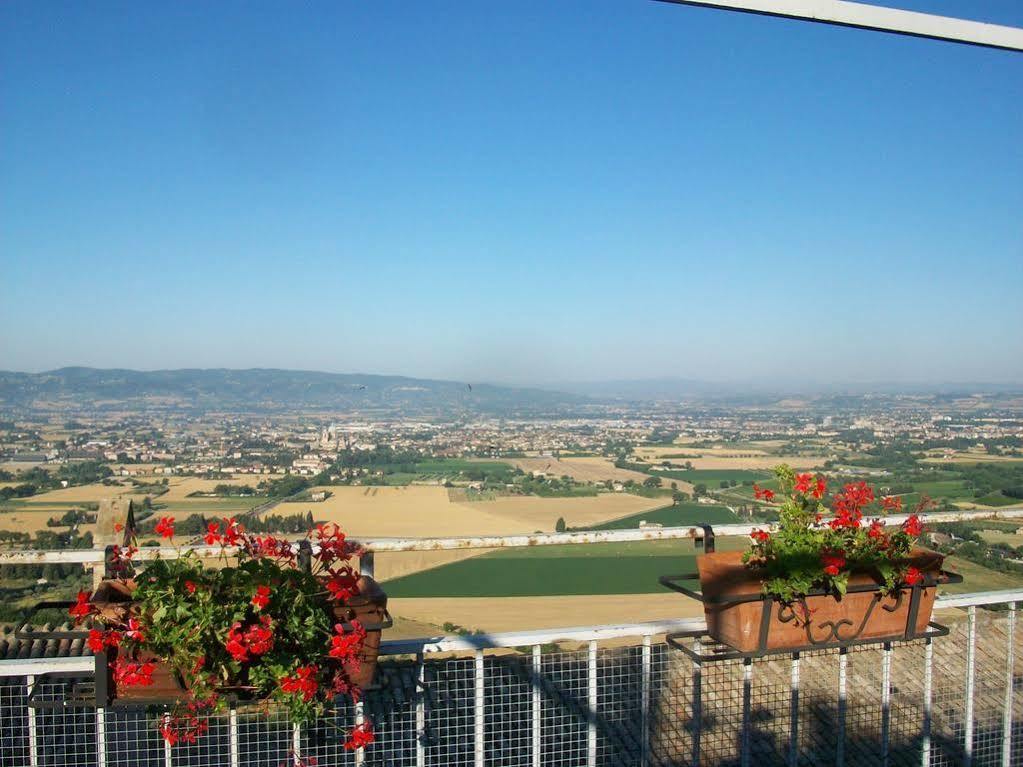 Hotel San Francesco Ασίζη Εξωτερικό φωτογραφία